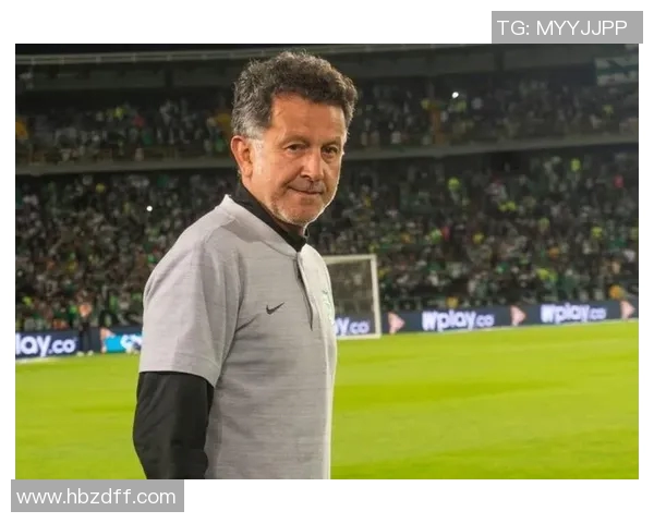 足球明星帅气瞬间集锦展现他们的风采与魅力让人心动不已 足球明星帅气瞬间集锦展现他们的风采与魅力让人心动不已