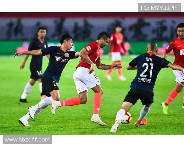 广州羽毛球队在精英赛积分榜中以85分稳居第一名展现强劲实力