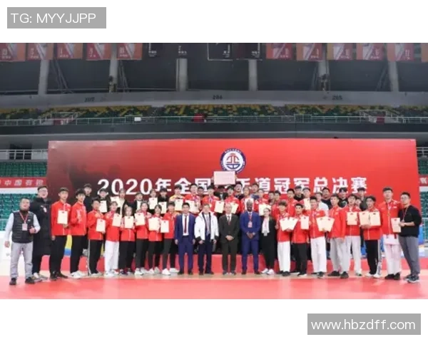 杭州篮球队逆袭之路揭秘：从低谷到巅峰的奋斗与荣耀